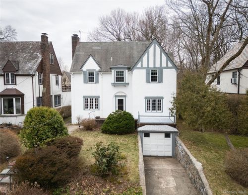 60 Parkway E, Mount Vernon, NY, 10552-1225 | Card Image