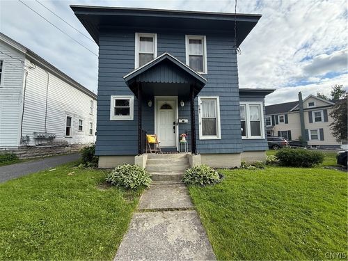 451 W Ten Eyck St, Watertown, NY, 13601-3932 | Card Image
