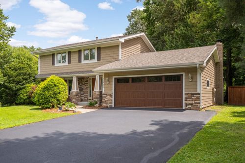 11735 52nd Avenue N, Plymouth, MN, 55442 | Card Image