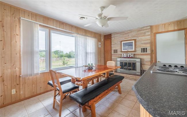 24265 Vinyard Rd, House other with 3 bedrooms, 2 bathrooms and 2 parking in Cuba MO | Image 6
