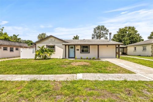 6567 S West Shore Cir, TAMPA, FL, 33616-1346 | Card Image
