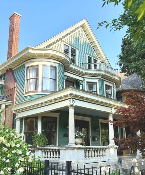2050 N Alabama St, Indianapolis, IN, 46202-1524 | Card Image