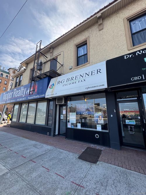 78 E Park Ave, Long Beach, NY, 11561-3504 | Card Image