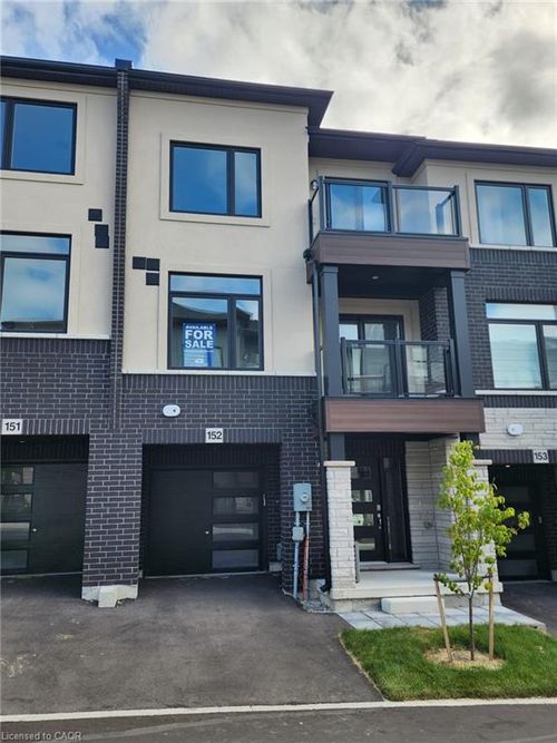 151-155 Equestrian Way, Cambridge, ON, N3E0E8 | Card Image