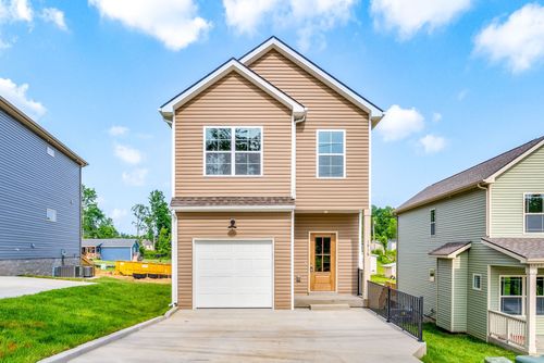 1916 Evans Rd, Clarksville, TN, 37042-5029 | Card Image