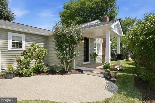 803 New Ln, St Michaels, MD, 21663-2920 | Card Image