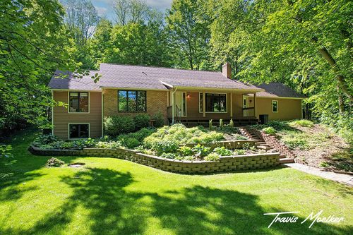421 Sorrento Dr Se, Byron Center, MI, 49315-8776 | Card Image