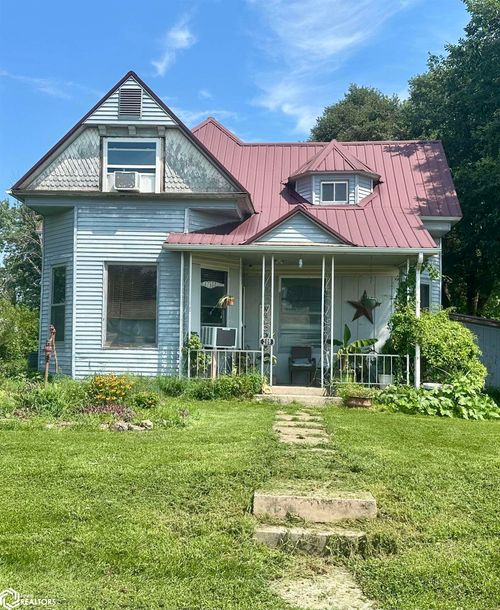 209 E Main St, Pulaski, IA, 52584-8101 | Card Image