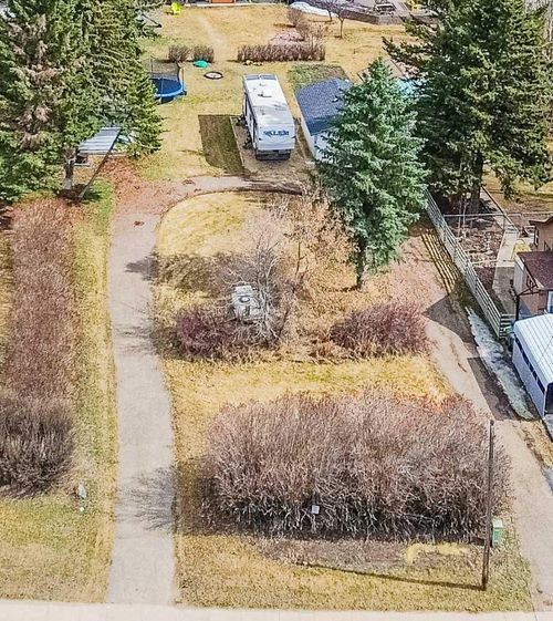 4819 46 Street, Ponoka, AB, T4J1C2 | Card Image
