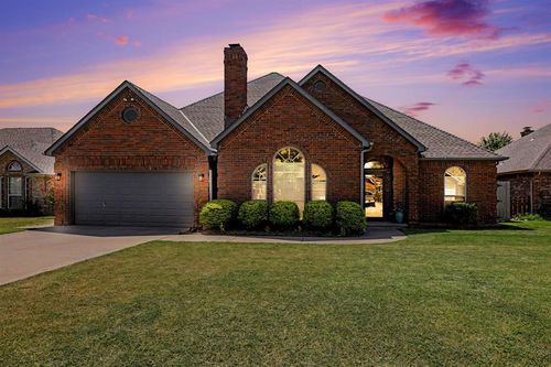 2828 Sw 108th St, Oklahoma City, OK, 73170-2463 | Card Image