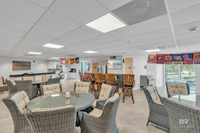 Owner's Lounge | Image 65