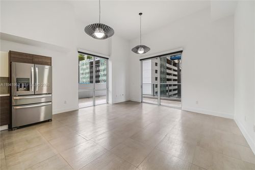 506-1010 Sw 2nd Ave, Miami, FL, 33130-4062 | Card Image
