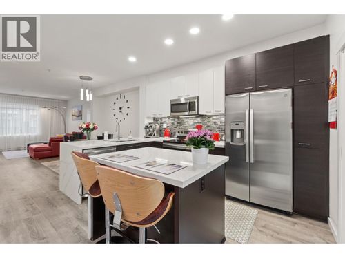 72-3010 Riverbend Dr, Coquitlam, BC, V3C0B8 | Card Image