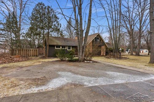 4905 Sturgeon Creek Parkway, Midland Charter Township, MI, 48640 | Card Image