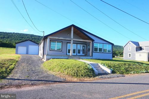 270 W Mountain Rd, HEGINS, PA, 17938-9028 | Card Image