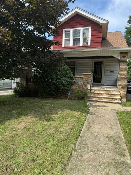 10217 Parkview Ave, Garfield Heights, OH, 44125-1531 | Card Image