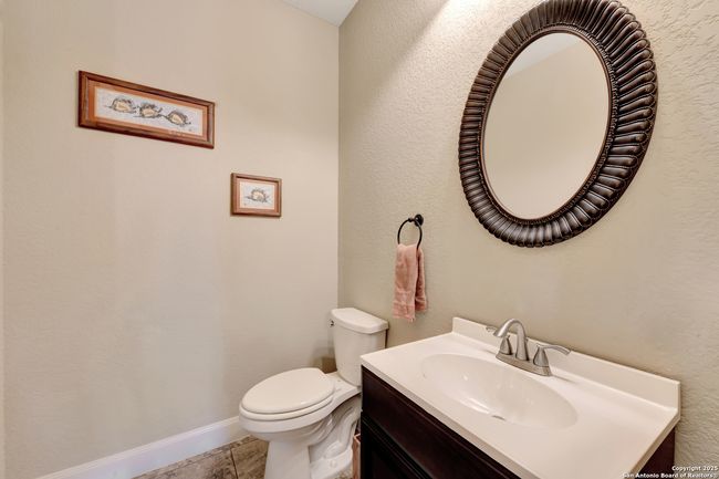 211 Comal Run, House other with 3 bedrooms, 4 bathrooms and null parking in Bulverde TX | Image 21