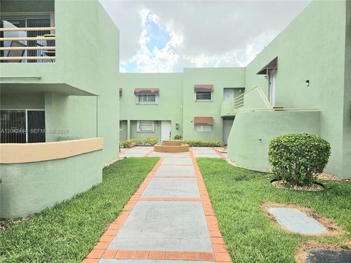 104-15-11071 Nw 7th St, Miami, FL, 33172-7608 | Card Image