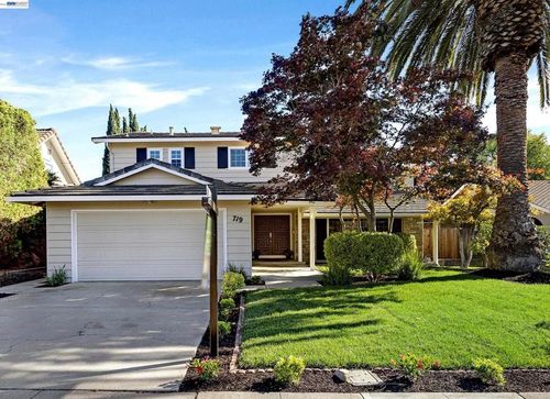 719 Via Del Sol, Livermore, CA, 94550-6246 | Card Image