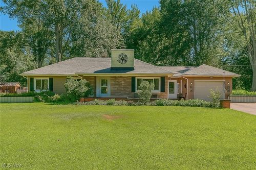 6533 Coleridge Rd, Concord Township, OH, 44077-2033 | Card Image