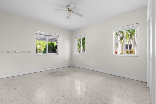 426 Sw 26 Th Rd, House other with 4 bedrooms, 3 bathrooms and null parking in Miami FL | Image 20