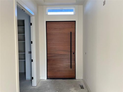 9410 Deer Run St, Lenexa, KS, 66220-4501 | Card Image