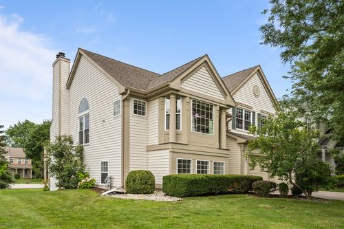 6121 Brookstone Pl, Gurnee, IL, 60031-4708 | Card Image