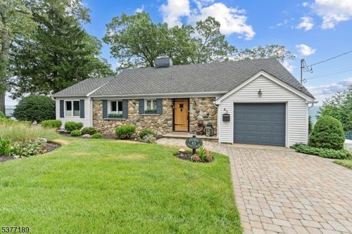45 Hickory Trl, Sparta, NJ, 07871-1510 | Card Image