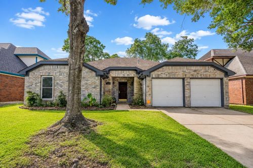 4739 Backenberry Dr, Friendswood, TX, 77546-3141 | Card Image