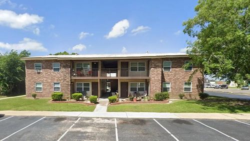 801 Wildcat Dr, Abbeville, LA, 70510-3222 | Card Image