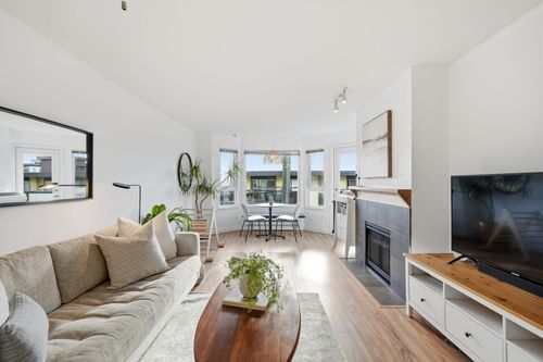 204-315 E 3rd St, North Vancouver, BC, V7L1G1 | Card Image