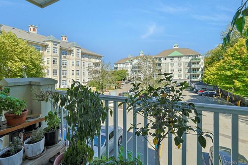 3207 Leeward Dr, Haverstraw, NY, 10927-2128 | Card Image