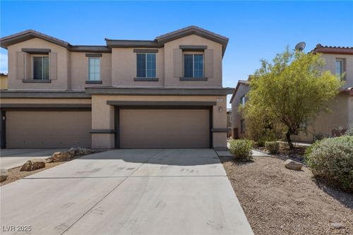 3953 Thomas Patrick Ave, North Las Vegas, NV, 89032-8936 | Card Image