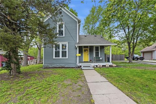 538 W Loula St, Olathe, KS, 66061-4038 | Card Image