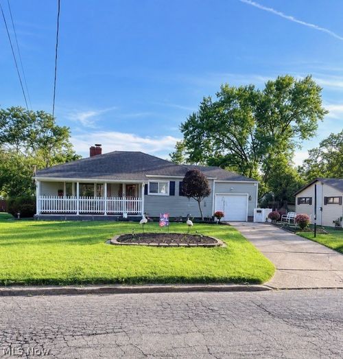 375 Jackson Street, Campbell, OH, 44405 | Card Image