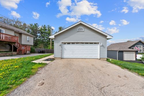 5214 Parkview Dr, Mccullom Lake, IL, 60050-2343 | Card Image