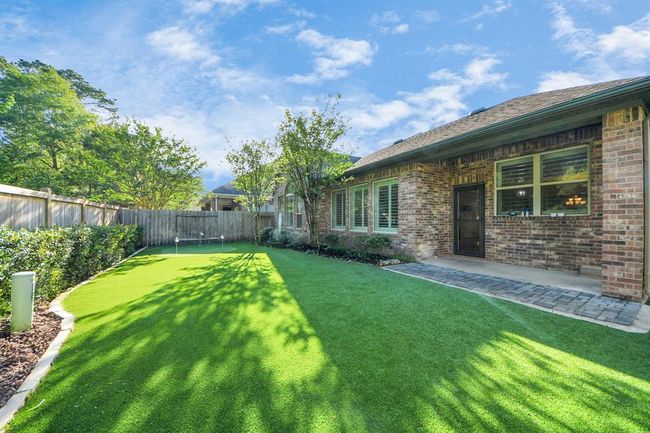 1800 Sqft. of PET-FLO Turf with 15 x 10 Putting green | Image 38