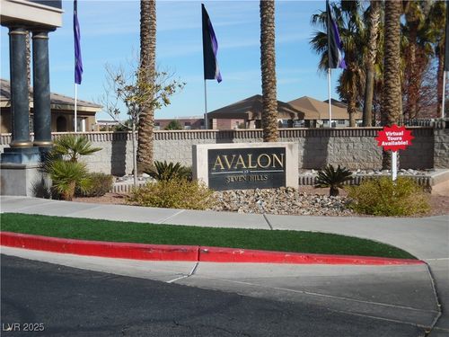 apt-424-2900 Sunridge Heights Pkwy, Henderson, NV, 89052-4475 | Card Image