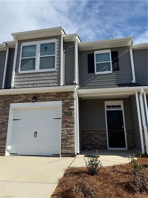 1475 Amberview Ln, Kernersville, NC, 27284-6776 | Card Image