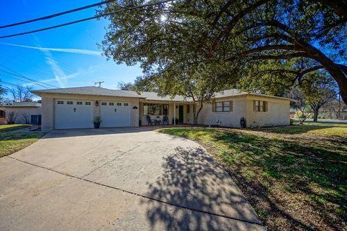1505 Humble Ave, Midland, TX, 79705-8722 | Card Image