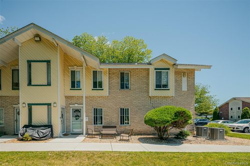 49-49 Navajo Ct, Coram, NY, 11727-1516 | Card Image