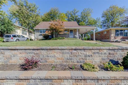 312 Saint Louis Ave, Ferguson, MO, 63135-2756 | Card Image
