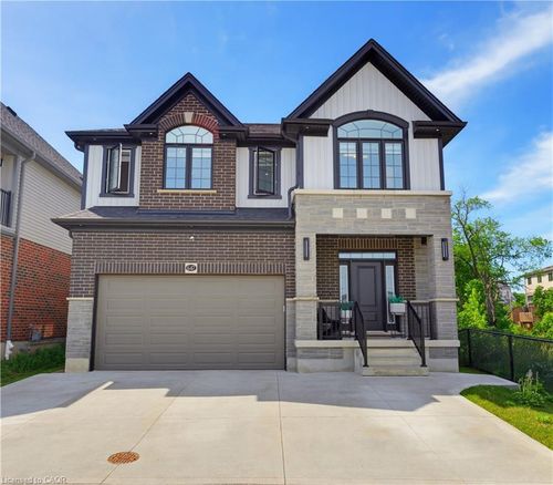 647 Blair Creek Dr, Kitchener, ON, N2P0E7 | Card Image