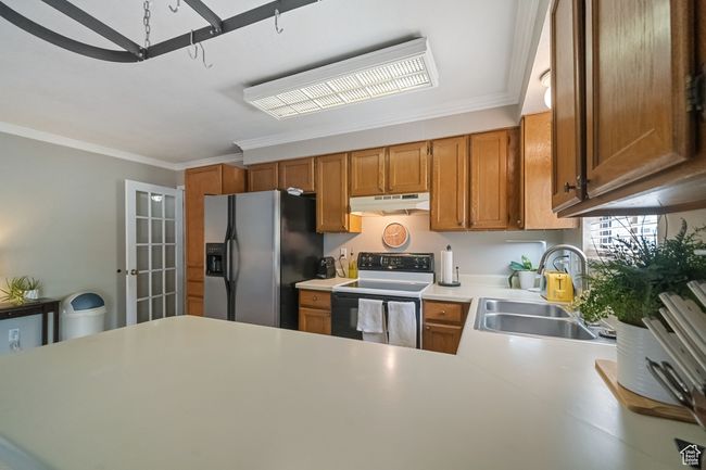 2009 7455, House other with 5 bedrooms, 2 bathrooms and 10 parking in West Jordan UT | Image 4