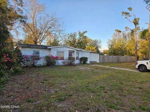 1402 W 12th Street, Panama City, FL, 32401 | Card Image