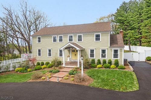 128 Cold Hill Rd, Mendham, NJ, 07945-2018 | Card Image