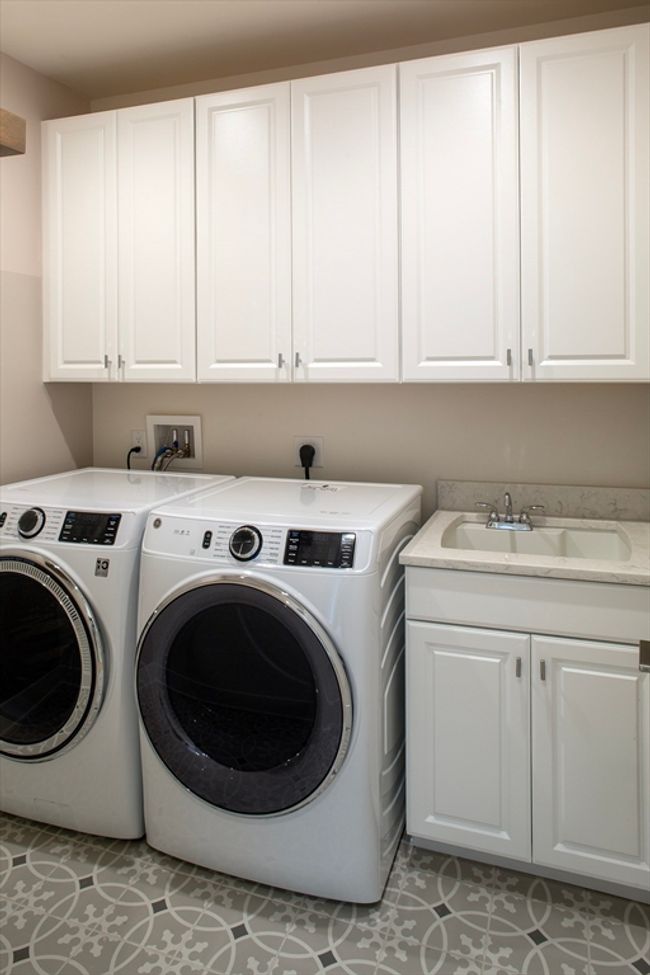 23 - 23 Lois Ann Ct, Condo with 3 bedrooms, 3 bathrooms and 2 parking in Scituate MA | Image 26