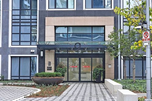 326-9 Mabelle Ave, Etobicoke, ON, M9A0E1 | Card Image