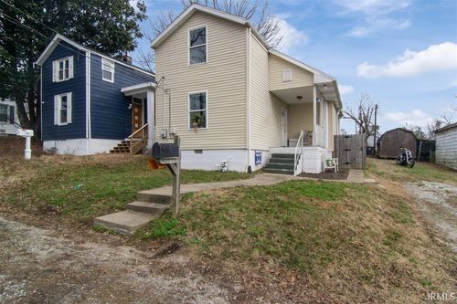 707 Kleymeyer Avenue, Evansville, IN, 47720-6712 | Card Image