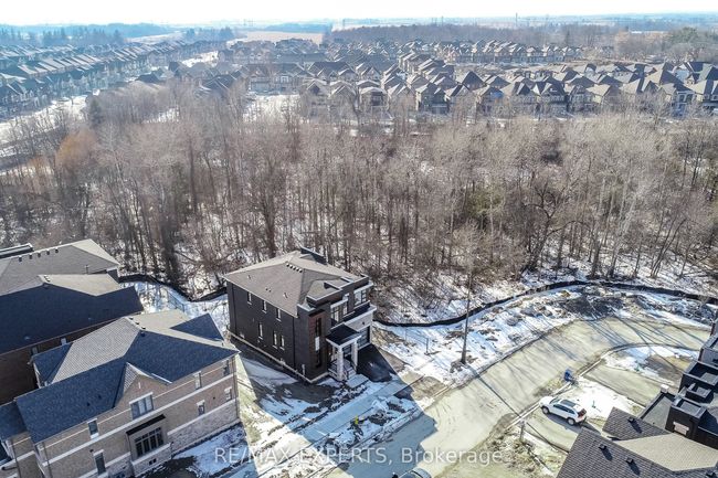 223 Factor St, House other with 4 bedrooms, 3 bathrooms and 2 parking in Kleinburg ON | Image 35